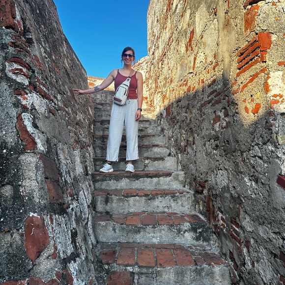 Meet your Posher, Kalee - Picture 3 of 3